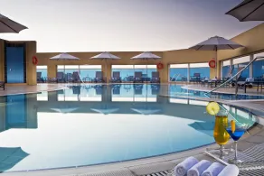 Four Points by Sheraton Bur Dubai - Piscine