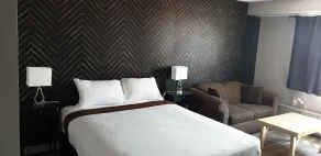 New Frontier Hotel - Rum