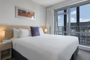 Auckland Harbour Suites - Chambre