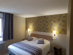 Logis Hotel Restaurant l'Amandois - Værelse