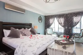 Elegant & Exclusive Boutique GuestHouse - Room