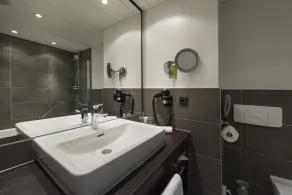 Radisson Blu Hotel & Conference Centre, Salzburg - Salle de bain