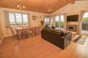 Lodge 23 - Interior