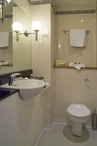 Britannia Hotel Wolverhampton - Bathroom