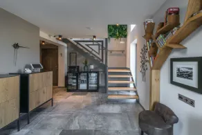 Redfoxapartment Garden - Hall