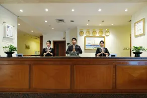 Aryaduta Makassar - Recepción