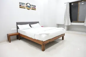 Hotel RRR Palace - Chambre