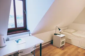 WenderEDU Business Center - Room