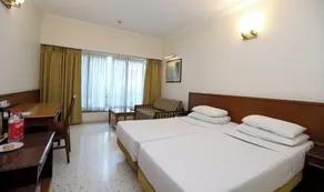Trance Oakwood Hotel - Chambre