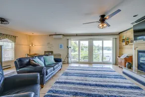 Waterfront Conway Area Condo: Walk to Beach! - Innenbereich