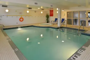 Holiday Inn Express Edmonton North by IHG - Piscina