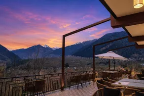 Kaizen X Voyage Resort And Spa - Restaurant