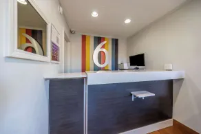 Motel 6 Portland OR Southeast - Hall
