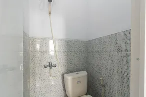 RedDoorz Plus near Taman Rasuna Menteng - Badeværelse