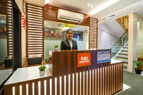 FabHotel Grand Heritage - Nr BKC - Reception