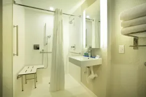 Holiday Inn Express & Suites S Lake Buena Vista by IHG - Salle de bain