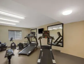 MainStay Suites Savannah Midtown - Sala de fitness