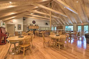 Woodsy Cabin med Community Pool & Deer Feeding Zone - Interiör