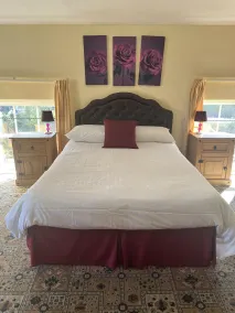 Tontine Hotel & Bar - Chambre