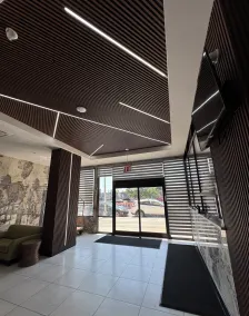 Capital Hotel Long Island City - Lobby