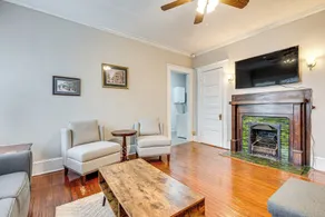 Private Patio! Charming Decatur Oakhurst Bungalow - Innvendig