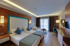Ramada Hotel & Suites by Wyndham Kusadasi - Room