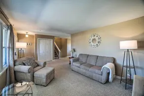 Rural Seneca House w/ Yard Near I-80 - Intérieur