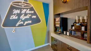 Motel 6 Louisville, Ky- Airport/ Fair Expo - Restaurant