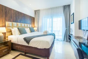 Lagom Vacation Homes 1 & 2 bedroom Apartment in Bonnington Tower, cluster J - Chambre