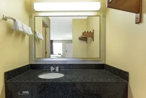 Americas Best Value Inn & Suites Sumter - Salle de bain
