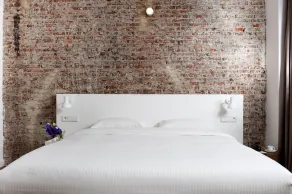 9Hotel Central - Room