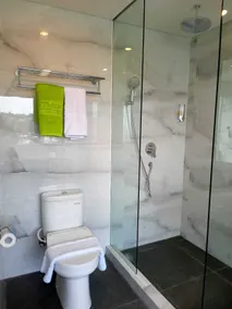 MaxOneHotels.com at Jayapura - Salle de bain