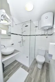 Guesthouse Kod Spavalice - Bathroom