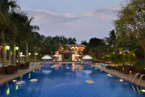 The Golkonda Resort and Spa - Piscine