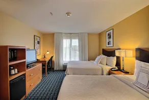 Fairfield Inn & Suites by Marriott Milwaukee Airport - Chambre