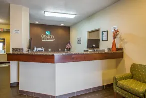 Quality Inn & Suites Bloomington I-55 and I-74 - Hall