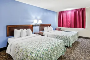 HomeTowne Studios by Red Roof Yuba City Bonanza - Marysville - Rom