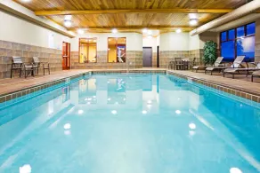 Comfort Inn & Suites Mountain Iron and Virginia - Basseng