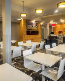 Microtel Inn & Suites by Wyndham Mont Tremblant - Lobby