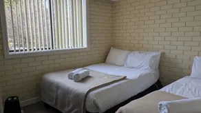The Swiss Motel - Habitación