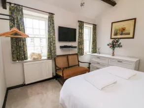 Piggy Bank Cottage - Room