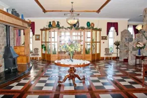Fitzgeralds Hotel - Lobby