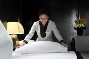 Howard Johnson IFC Plaza Ningbo - Room