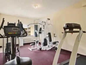 Days Inn by Wyndham Waynesboro - Fitnessfaciliteter