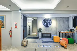 亞馨文旅 近東大門夜市 有免費停車場 可自助入住 訂房請加官方Line - Reception