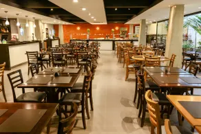 Hotel Emacite Flex - Restaurant