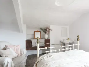 Capel Zion - Room
