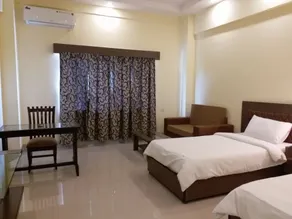 Hotel Sravasti Residency - Essbereich im Zimmer