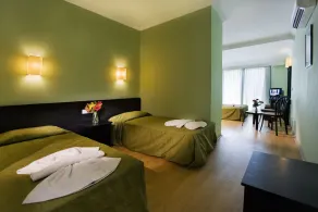 Blue Pine Hotel - Camera