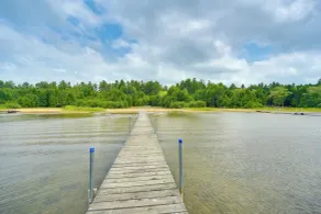Private Beach on Shell Lake! Luxe Cabin Retreat - Innvendig